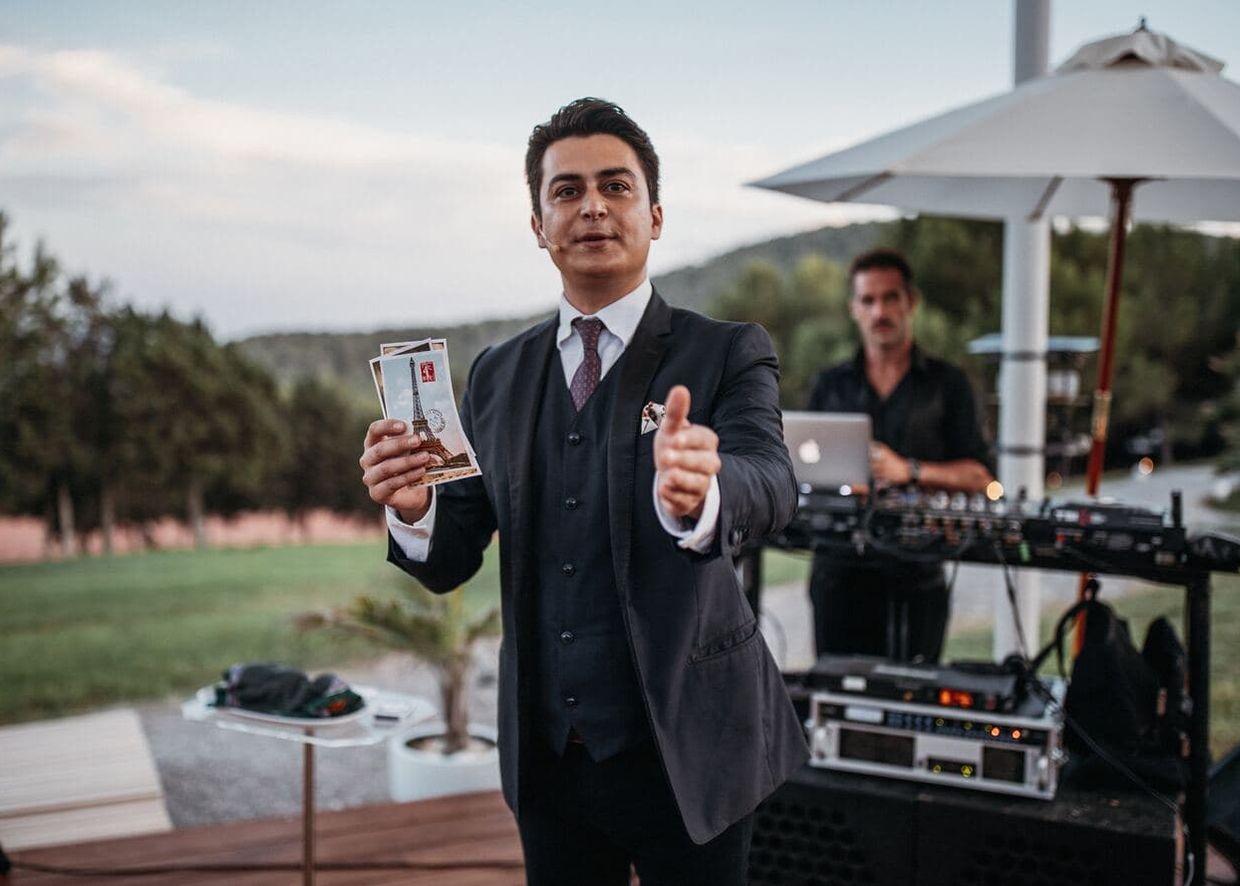 magician ibiza
