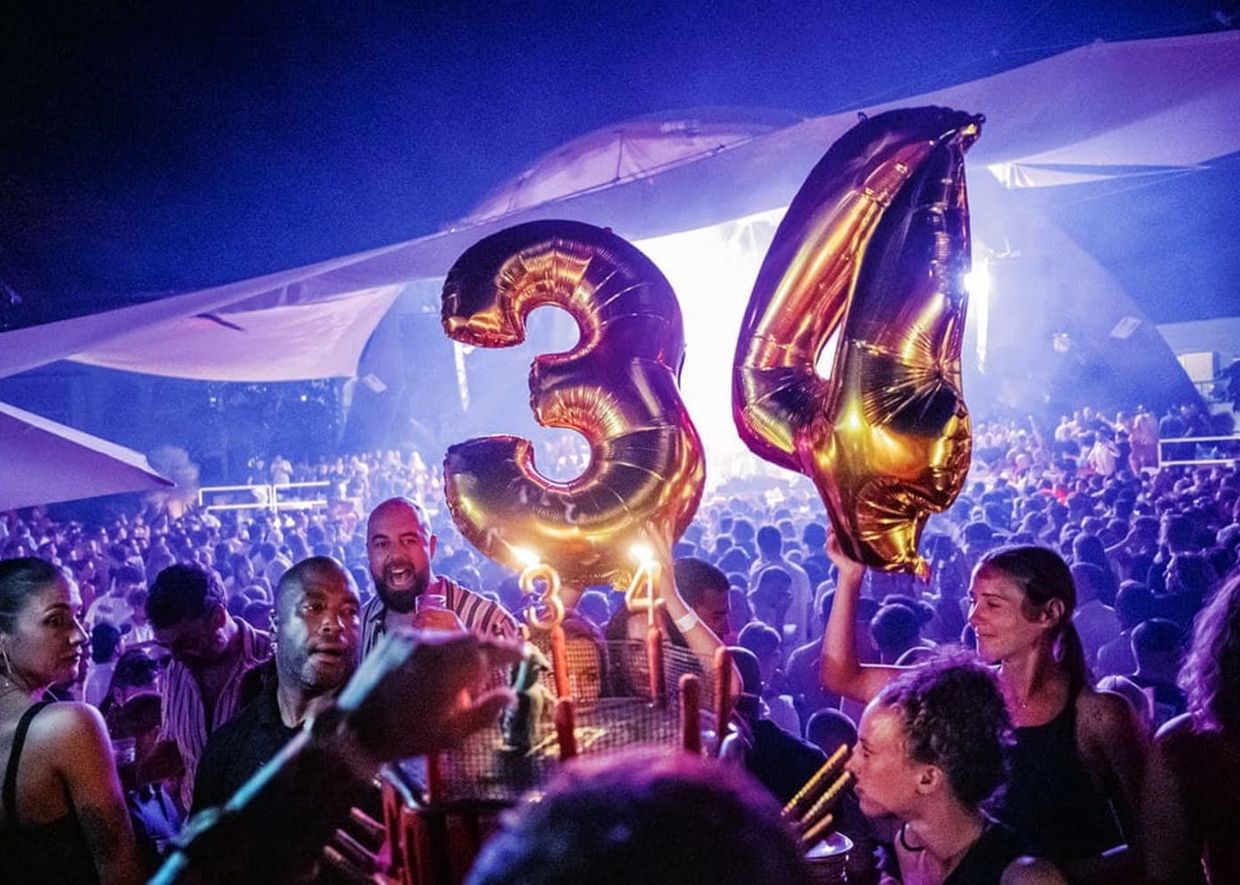 birthday balloons ibiza